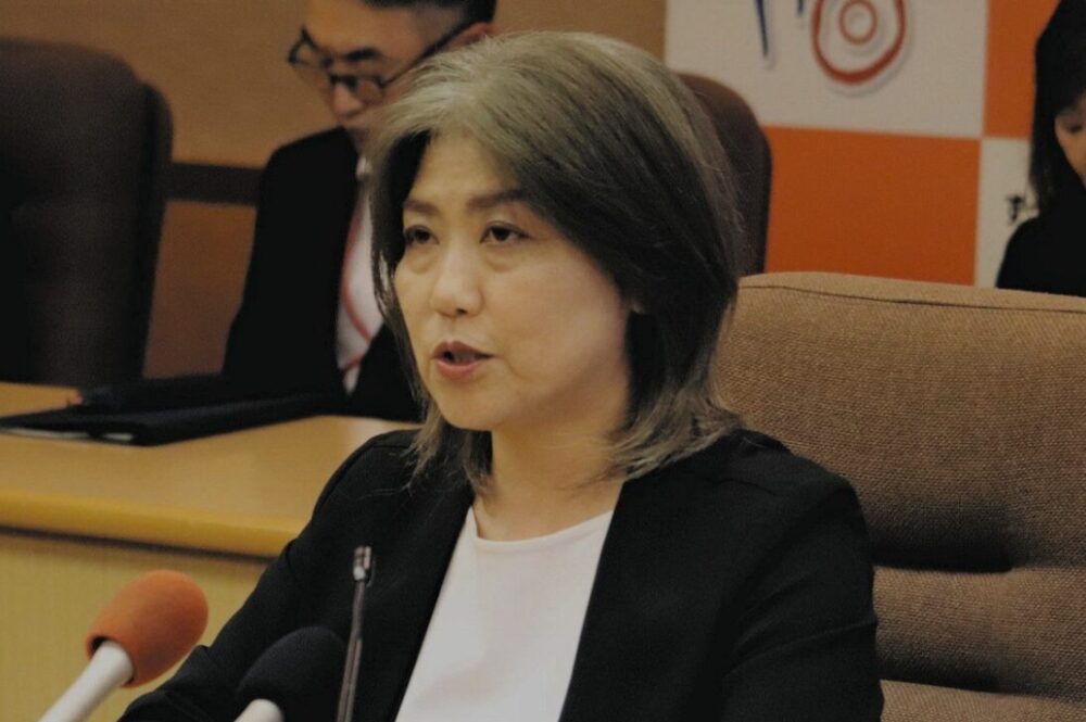 東京新聞